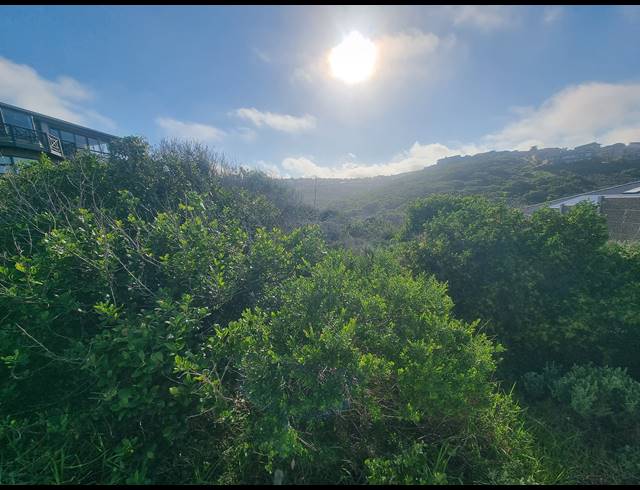 1,025M² VACANT LAND FOR SALE IN DANA BAY